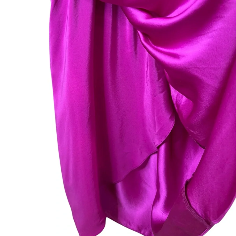 Amanda Uprichard 100% Silk size Small in a bright fuchsia - Picture 4 of 12